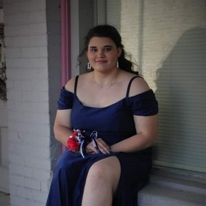 Meet your Posher, Lila